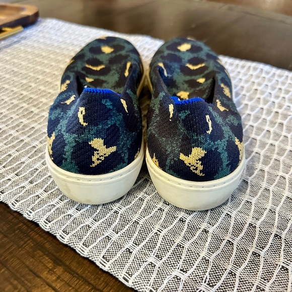rothy’s sneakers | size 9 - Picture 2 of 2